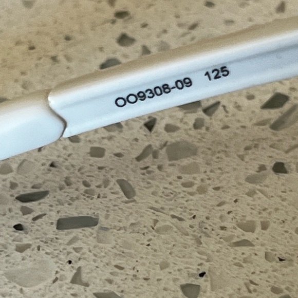 Oakley Men's Evzero Path Sunglasses prism lens. Awesome glasses! - Picture 8 of 11